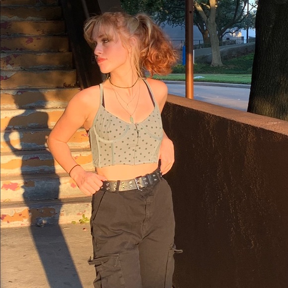 Meet your Posher, Shelley - Picture 3 of 3